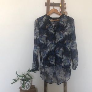 Massimo Sheer Blouse M with faux leather collar